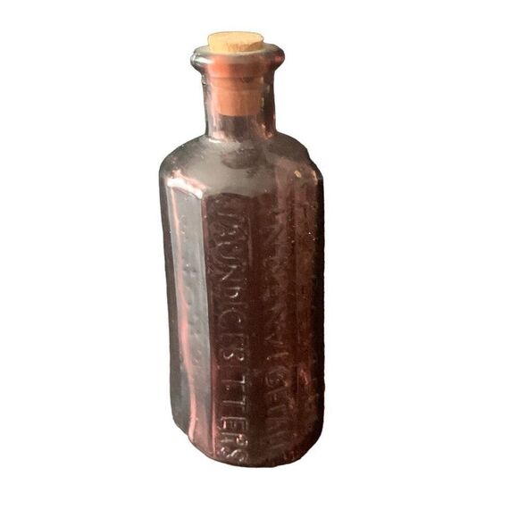 Vintage Alancasters Indian Vegetable Jaundice Bitters Minature Bottle With Cork - Picture 2 of 10